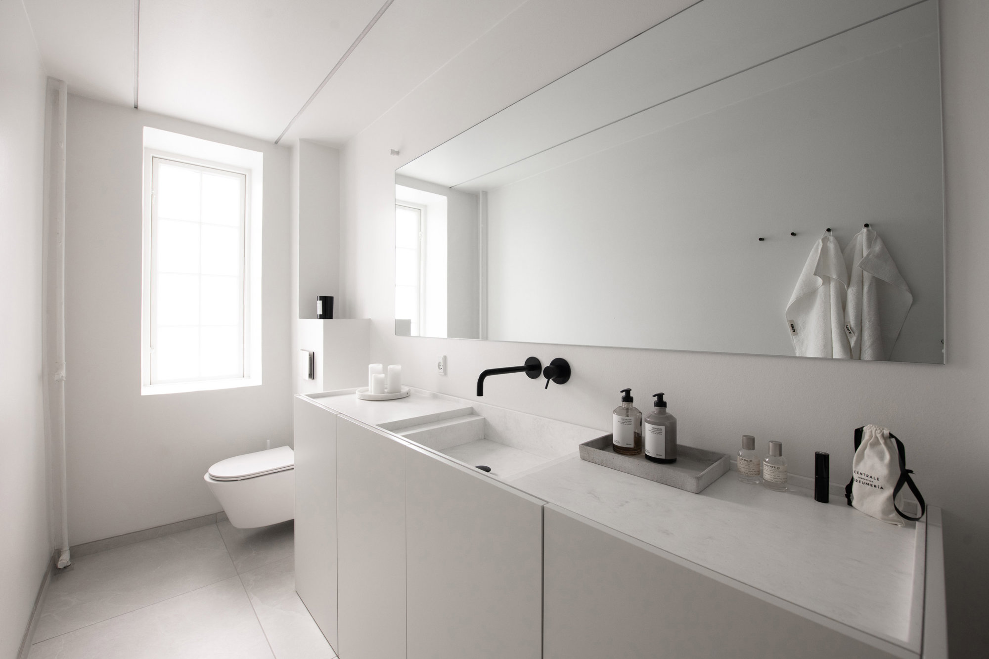 Rønnebærvej 12, st. tv., 2840 Holte