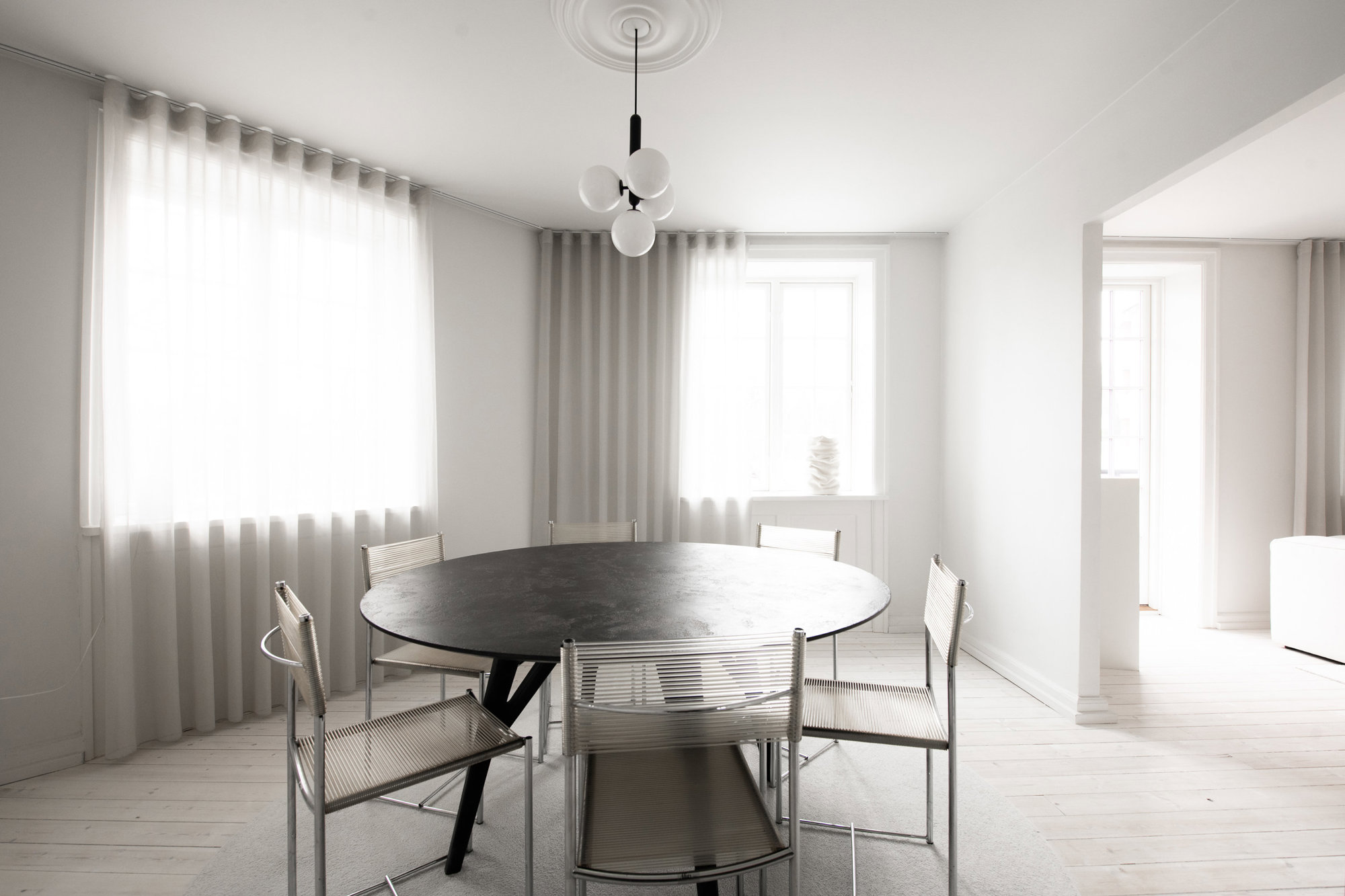 Rønnebærvej 12, st. tv., 2840 Holte