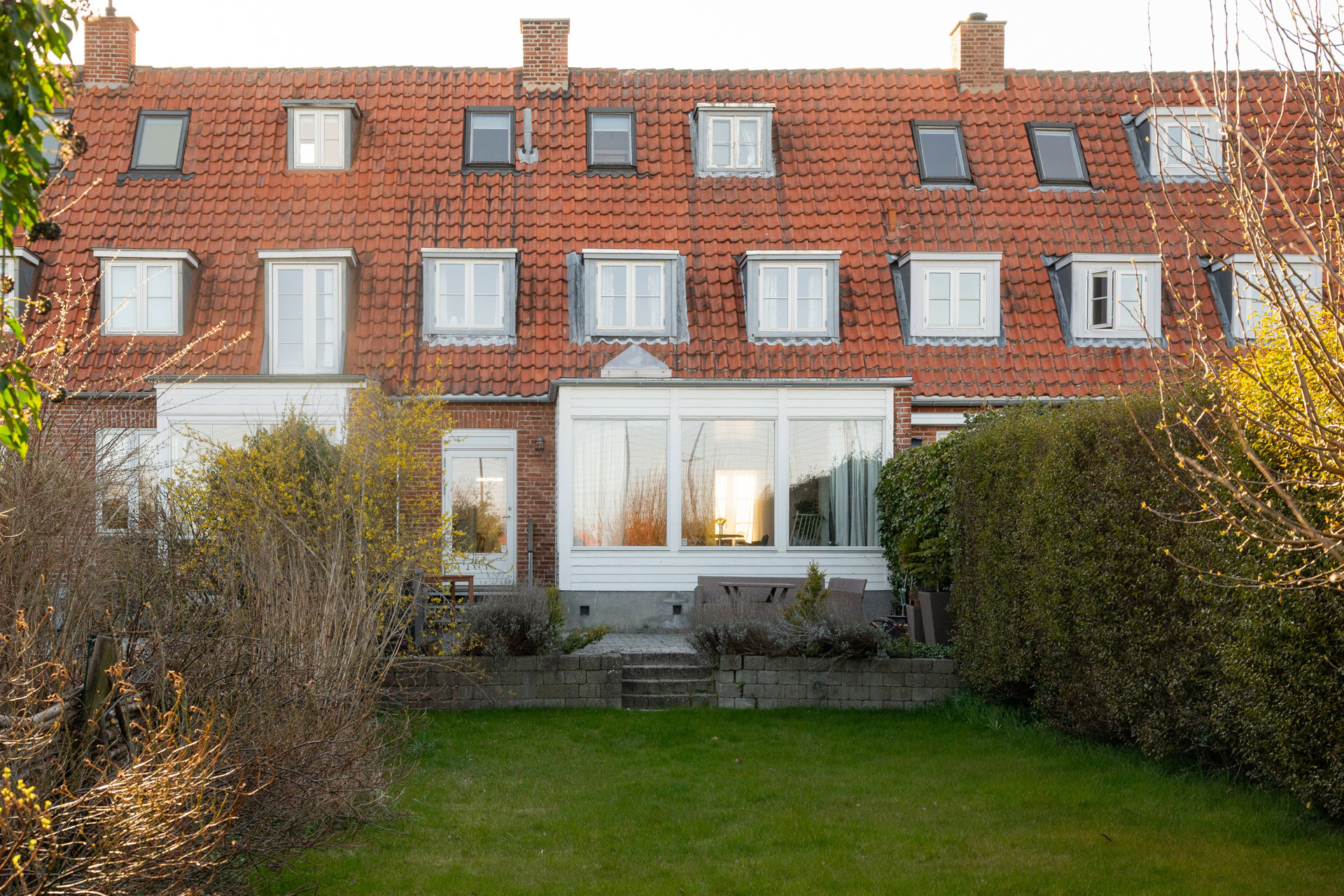 Sjældent udbudt rækkehus med mulighed for at sætte sit eget præg